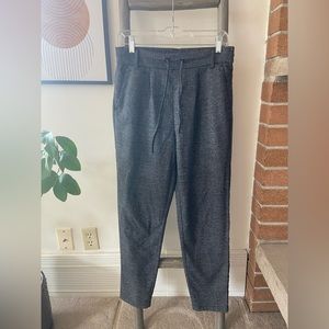 Women’s Plaid Joggers - US S